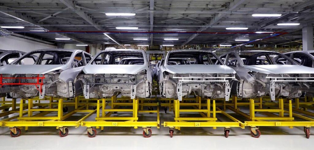 Automotive-Assembly-Line