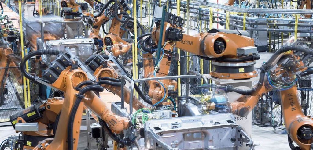 Industrial-Robots-in-Automotive-Manufacturing