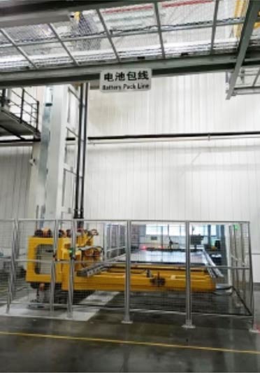 AITO battery pack conveyor line with heavy-duty roller conveyor and automatic lift tables